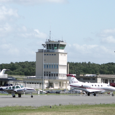 Transport Bretagne vous emmène ou vient vous chercher à l'aéroport de Dinard