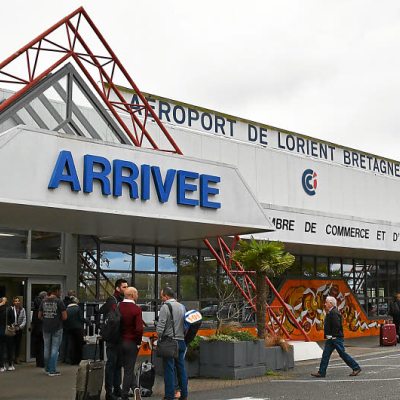 Transport Bretagne vous emmène ou vient vous chercher à l'aéroport de Lorient