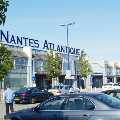 Transport Bretagne vous emmène ou vient vous chercher à l'aéroport de nantes